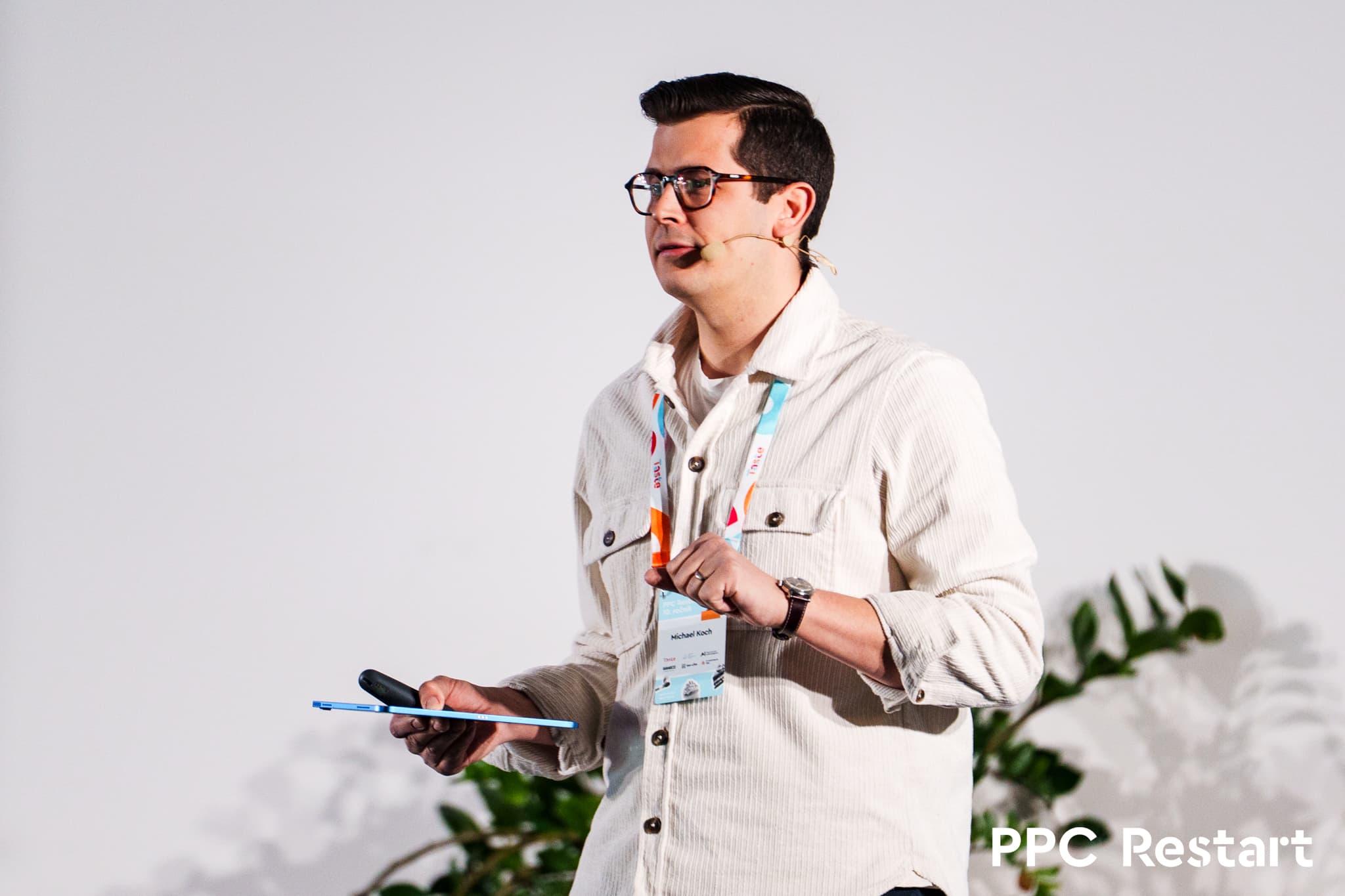 Michael Koch přednáší na konferenci